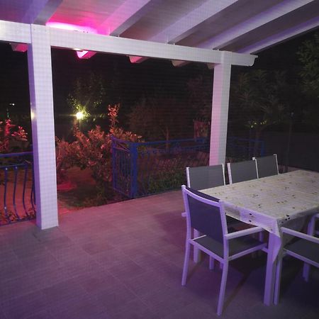 Villa Cilento Mare, Bellissima Con Ampio Giardino Капителло Номер фото